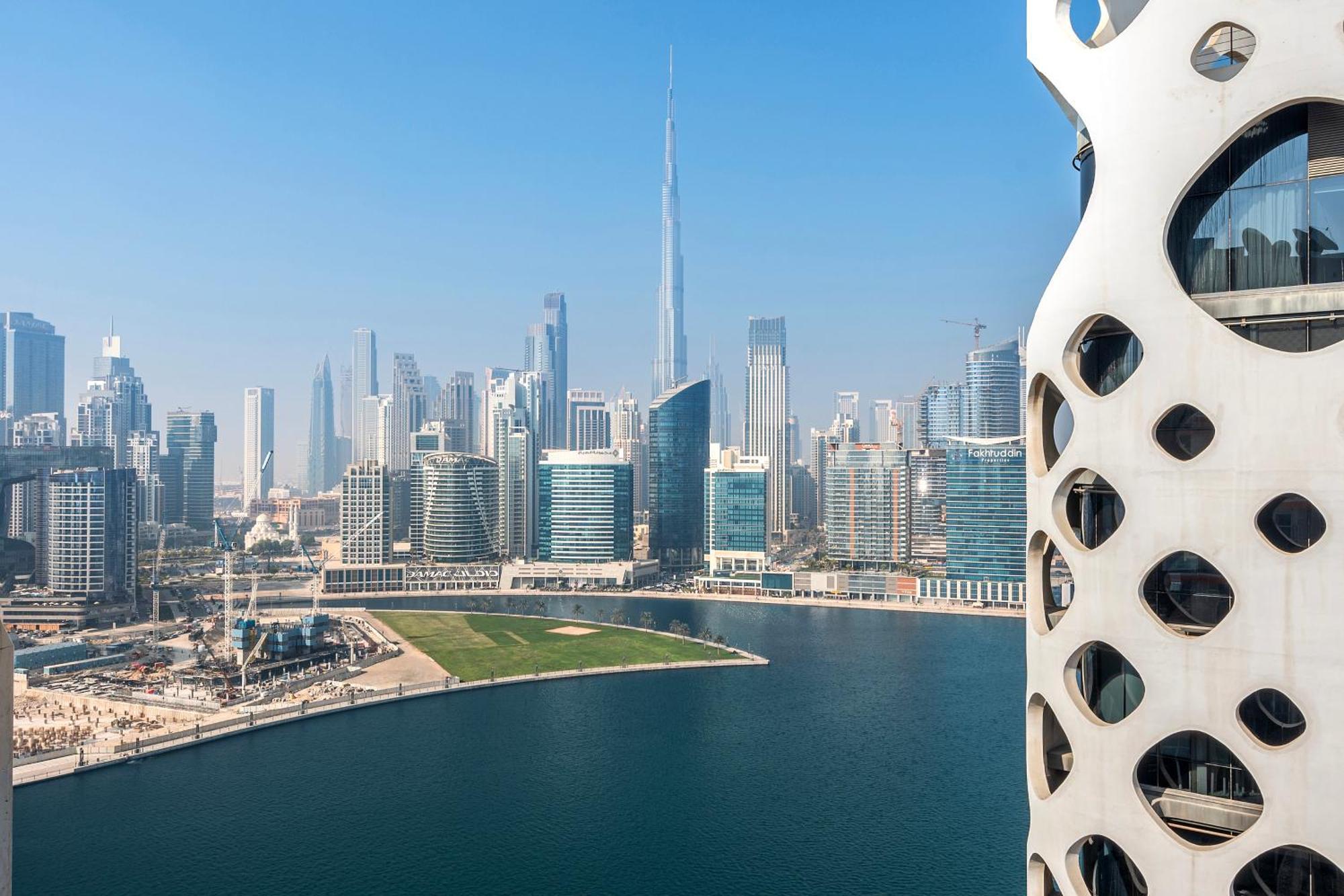 Furnished Millennium Binghatti شقة